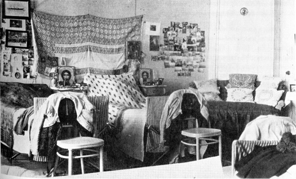 21. Комната Великих Княжон.jpg